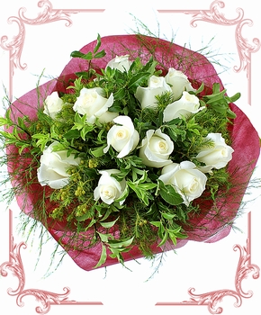 Bouquet of 12 White Roses